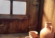 بررسی خواص بی نظیر کوزه سفالی آب