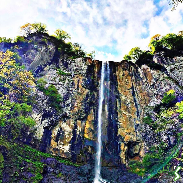 آبشار لاتون در استان گیلان