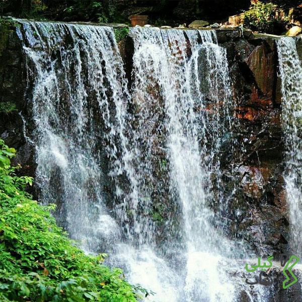 آبشار لونک یکی از آبشار های زیبا و دیدنی استان گیلان است
