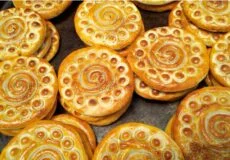 طرز تهیه کلوچه فومن گیلان