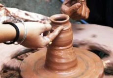 بررسی گل سفالگری
