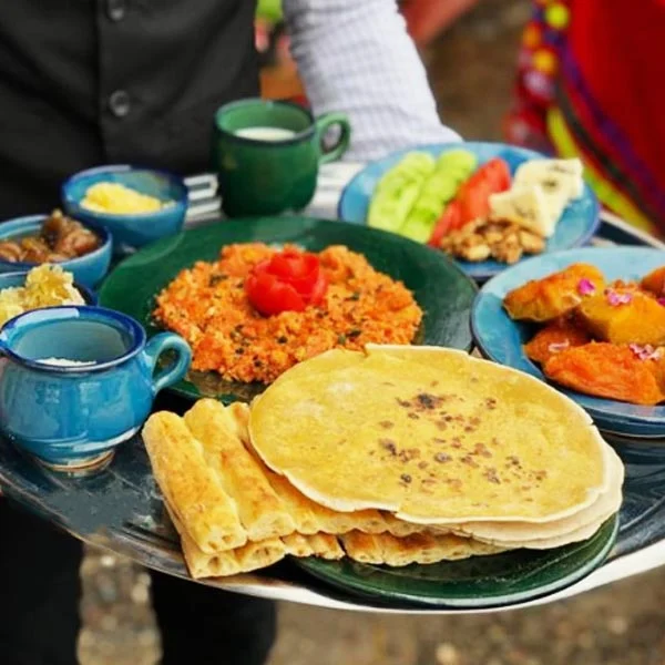 رزرو اقامتگاه بوم گردی دیل باب رشت (9) غذا در اقامتگاه بوم گردی دیل باب رشت
